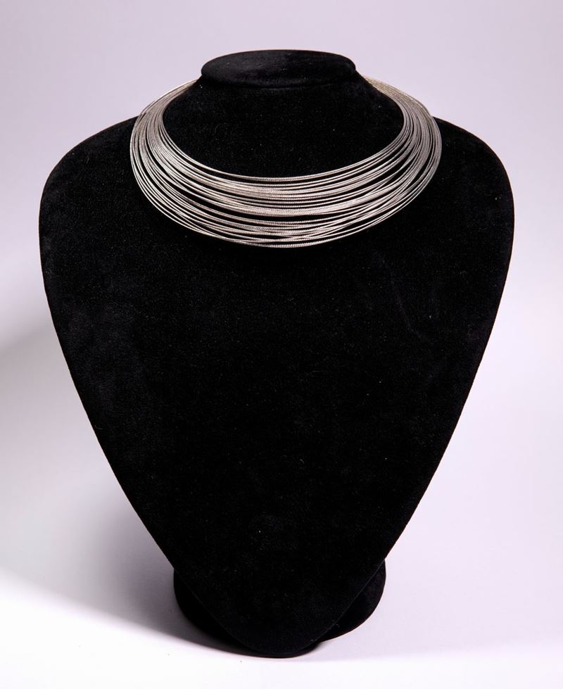 Collana in Argento a Fili Semirigida