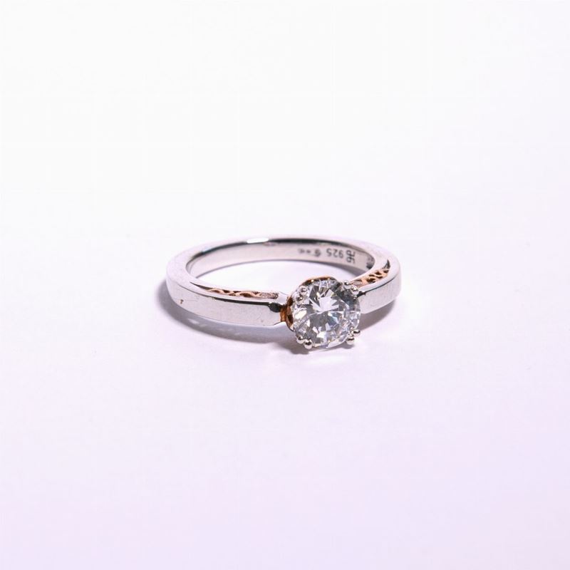 Anello in Argento e Zircone