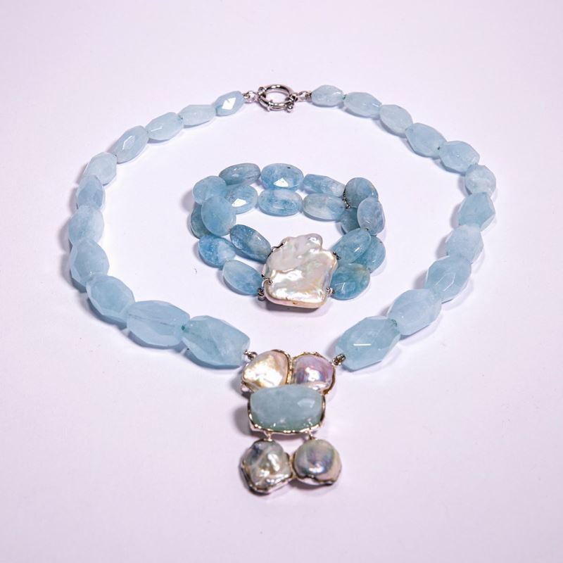 Parure Collana e Bracciale in Milky Acquemarine , Argento e Perle.