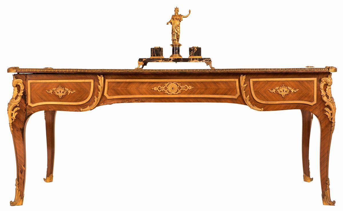 Bureau Plat Luigi XV in Bois De Rose, Francia, Fine del XIX Secolo
