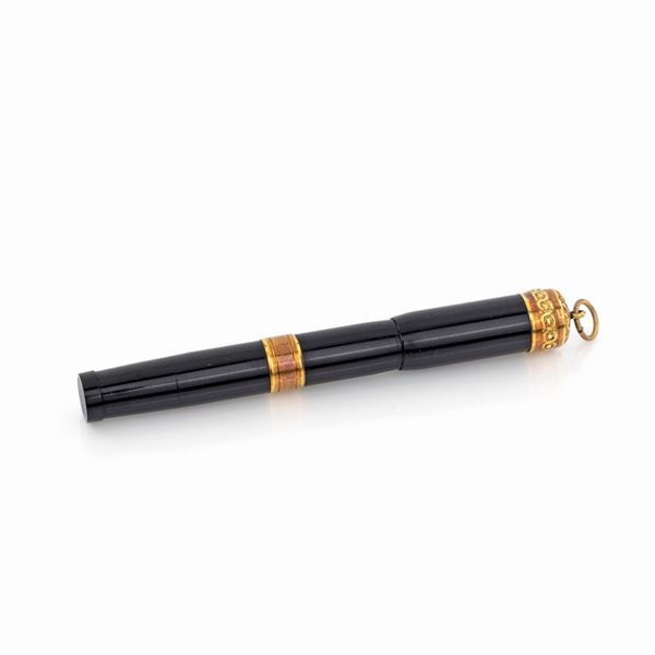 Porta aghi in bachelite e oro 18Kt