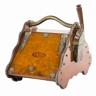 Piccolo Porta Carbone in Radica di Noce con Intarsi, Inghilterra, Seconda Metà del XIX Secol...