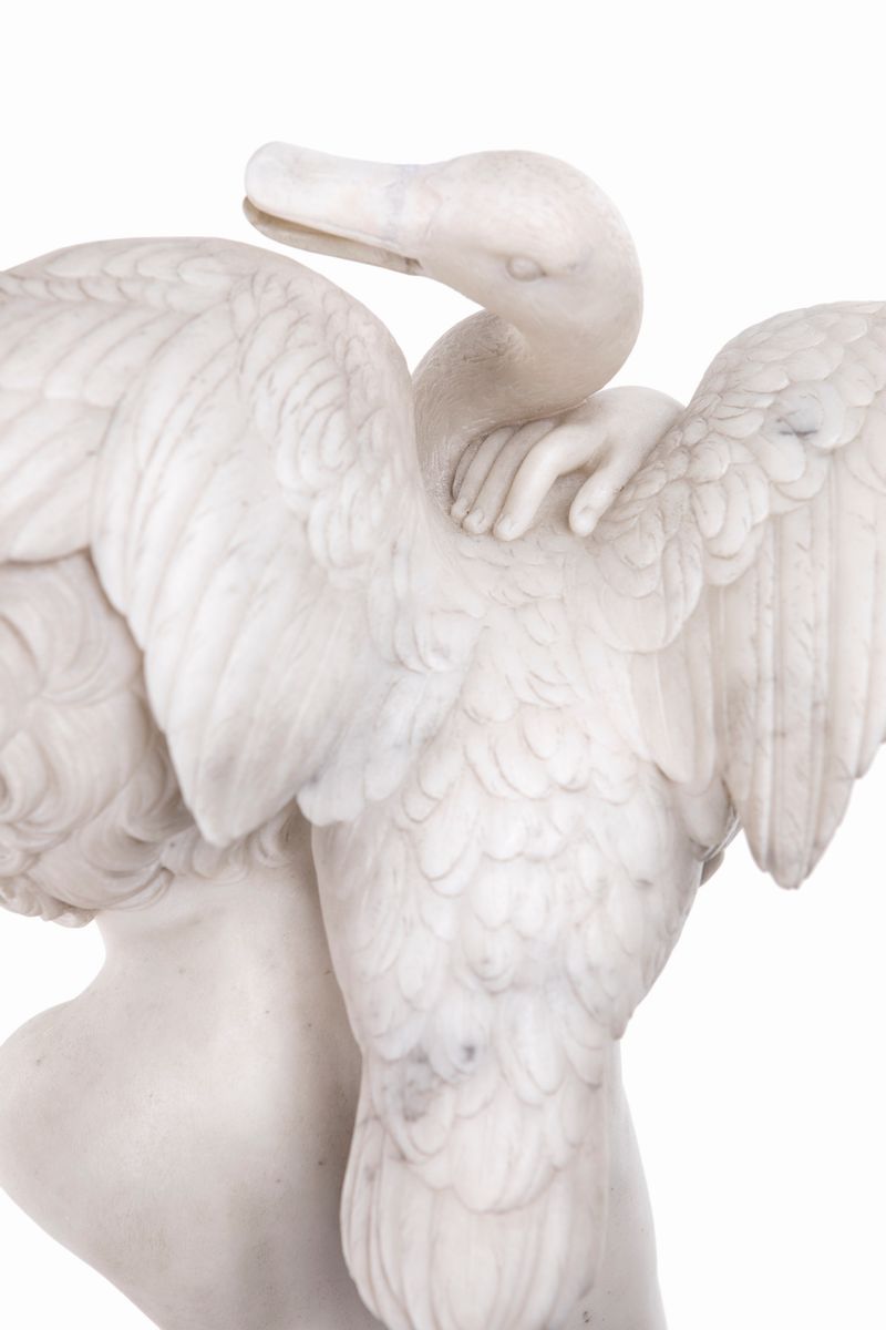Scultura in Marmo Bianco
