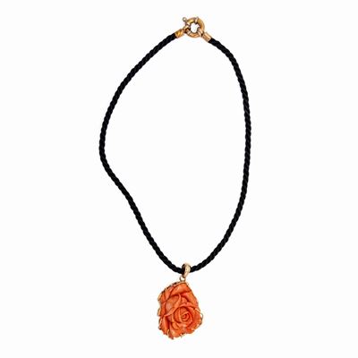 Collana con Pendente in Corallo Cerasuolo e Oro