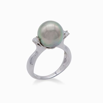 Anello in Oro, Perla e Brillanti