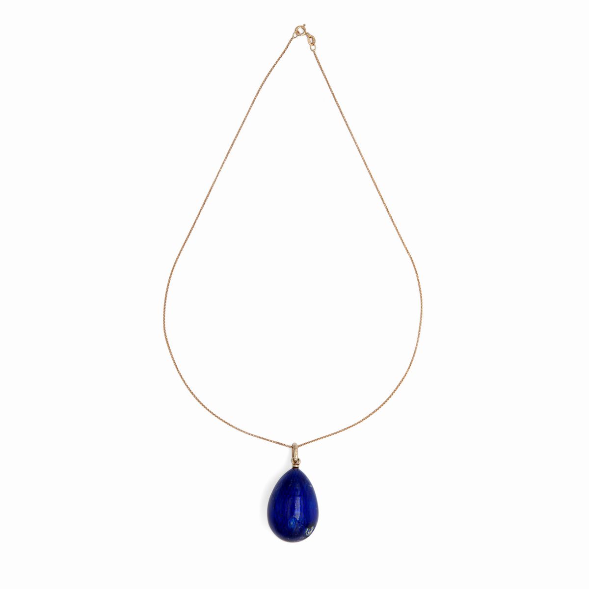 Catena in Oro con Pendente Ovetto Fabergé in Oro Smalti e Brillanti