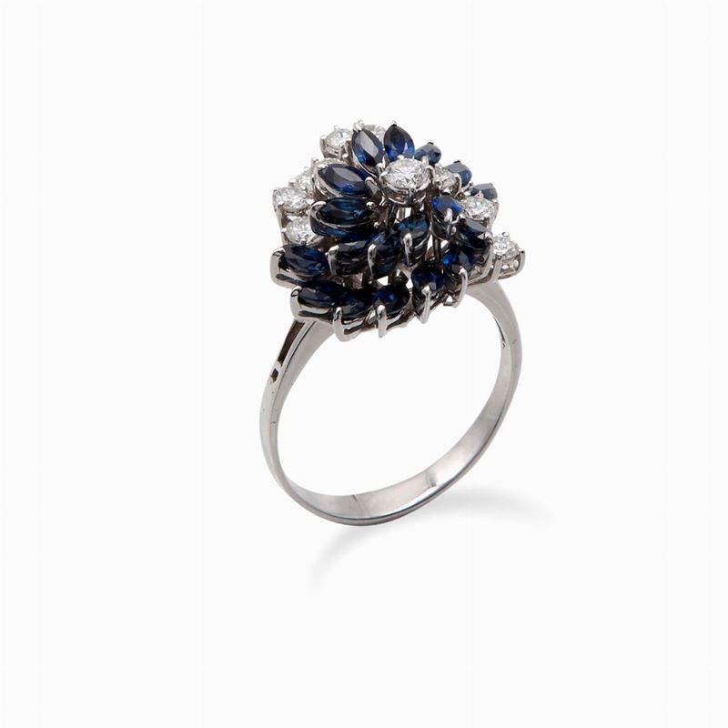 Anello in Oro Bianco con Zaffiri e Brillanti