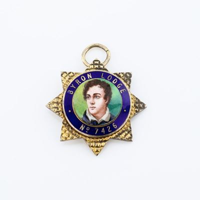 Medaglia della Byron Lodge N° 7426 in Argento Dorato