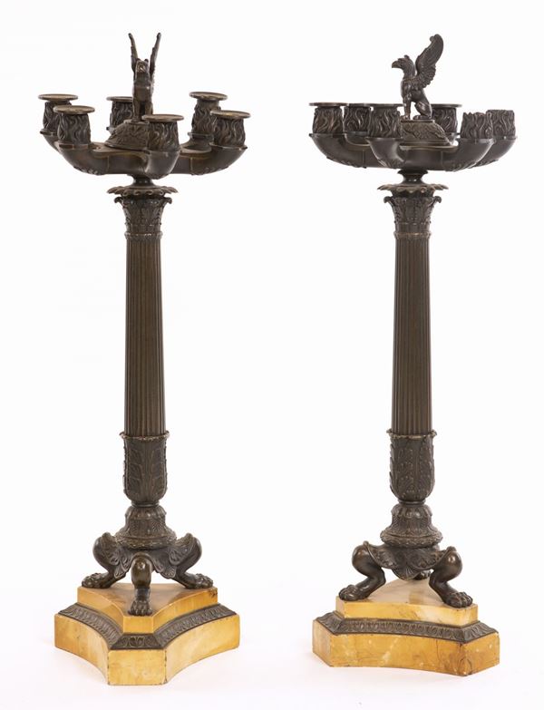 Coppia di candelabri in bronzo, XIX secolo