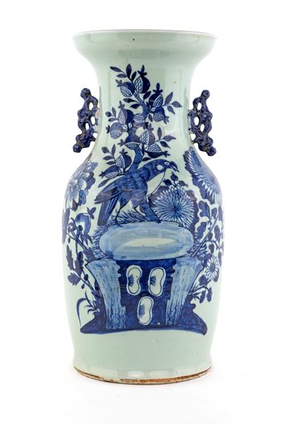 Vaso in porcellana, Cina, XX secolo, altezza cm 42