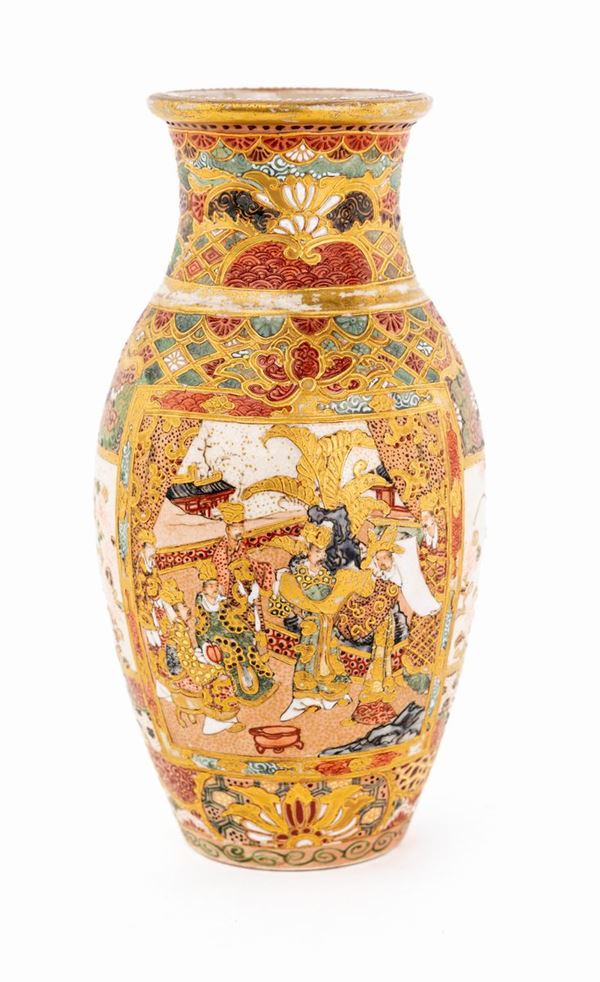 Piccolo vaso a balaustro in ceramica, Kyoto Satsuma, Giappone