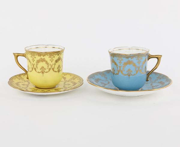 Due tazzine da caffè in porcellana, Royal Doulton, Inghilterra XX secolo