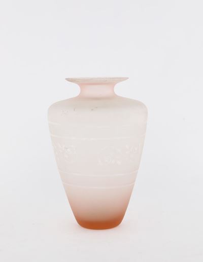 Vaso in Vetro Rosa Satinato, Inizi XX Secolo