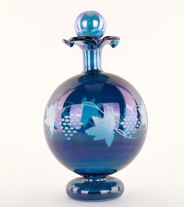 Bottiglia in vetro blu a lustro  - Asta Asta a Tempo - L'Arte del Vetro - Casa d'Aste Arcadia