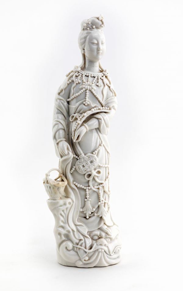 Guan Yin in porcellana bianca, Cina, inizi del XX secolo
