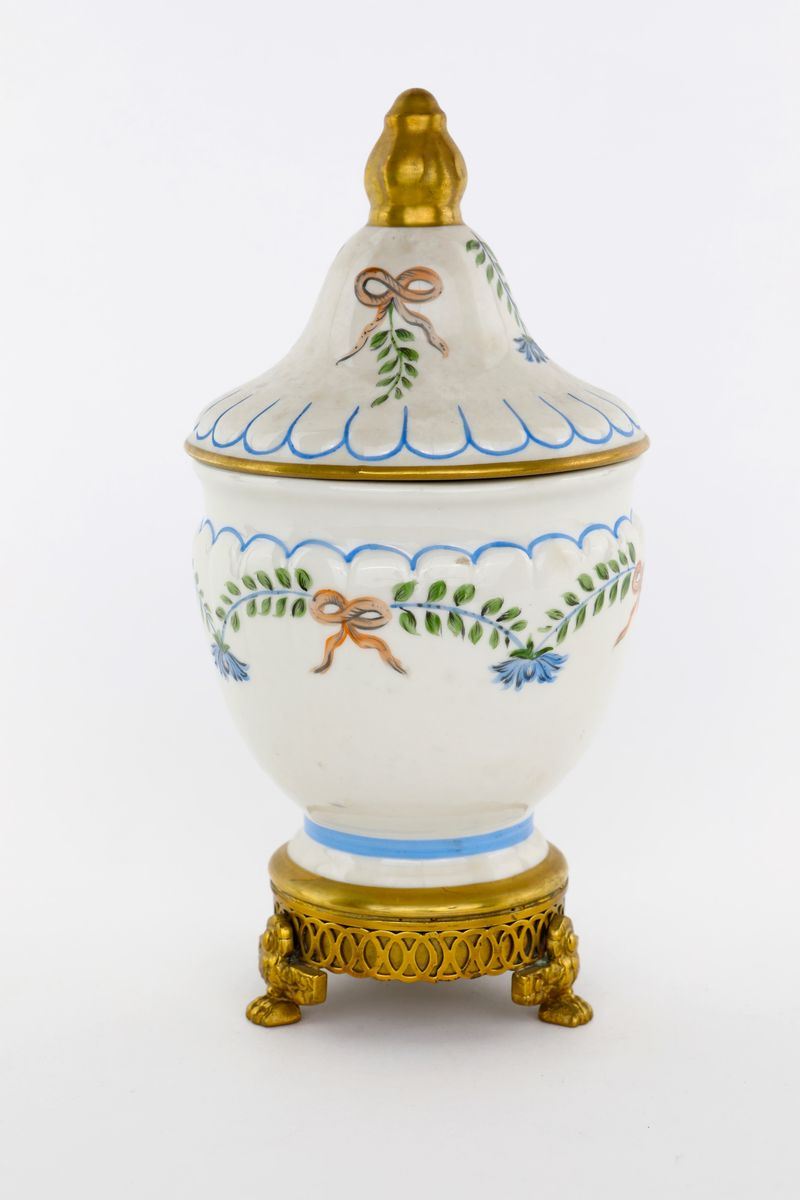 Vaso in Porcellana con Coperchio, Manifatture Richelieu, Arco di Rosà (vicenza)