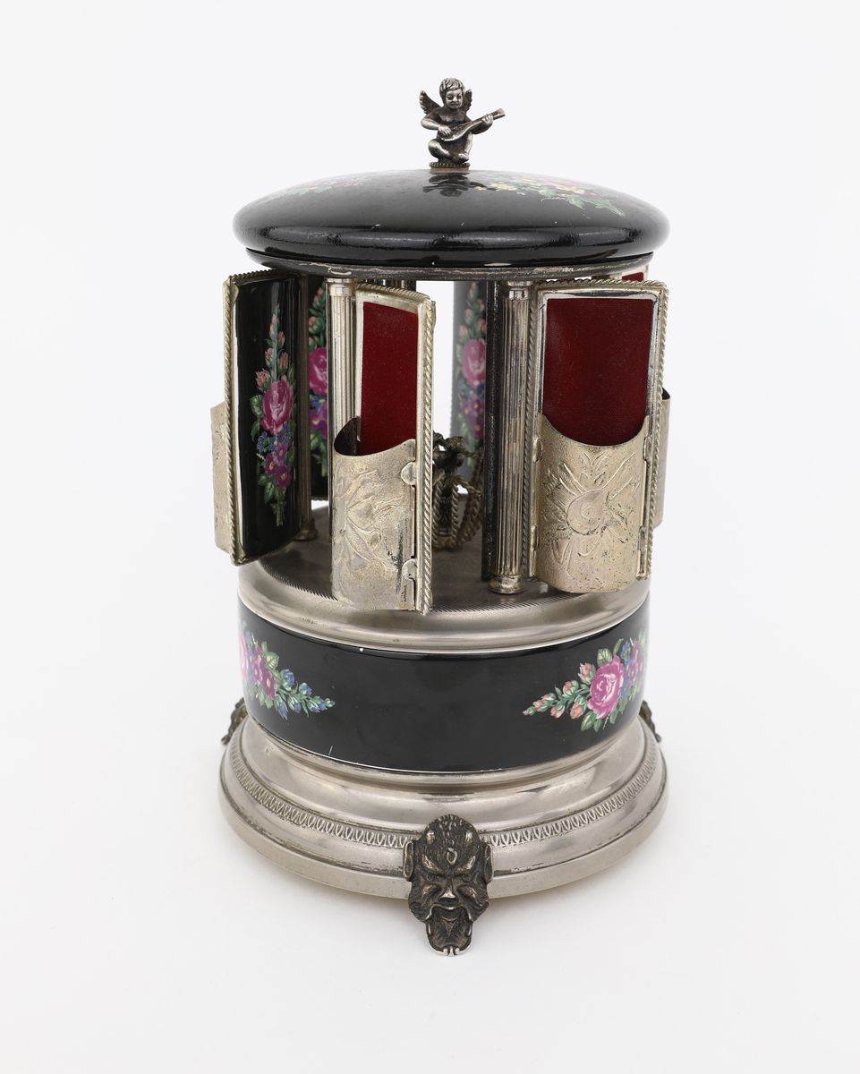 Reuge, Patent Simo Florence - Portasigarette con Carillon in Porcellana e Metallo Argentato