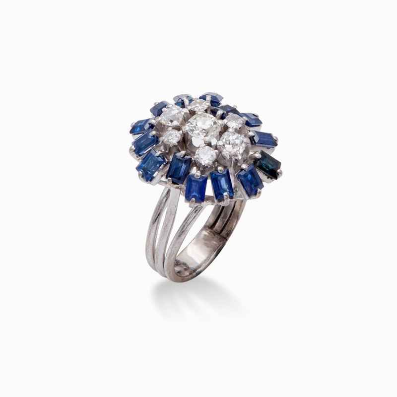 Anello degli Anni '50 in Oro Diamanti e Zaffiri