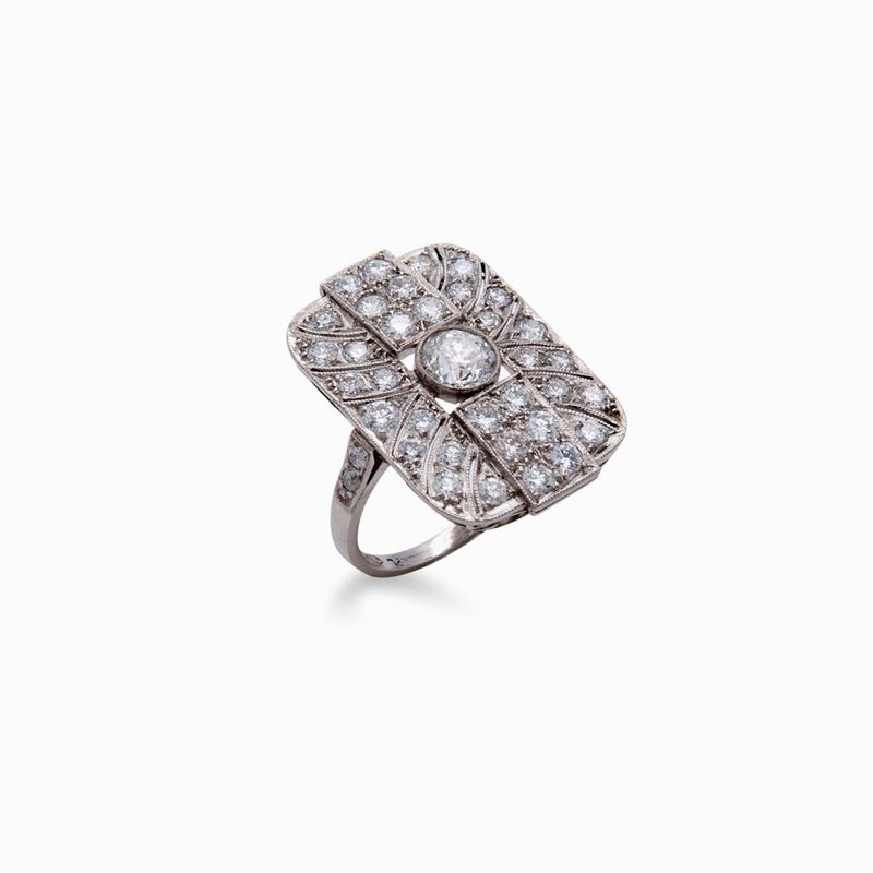 Anello degli Anni '30 Platino e Brillanti