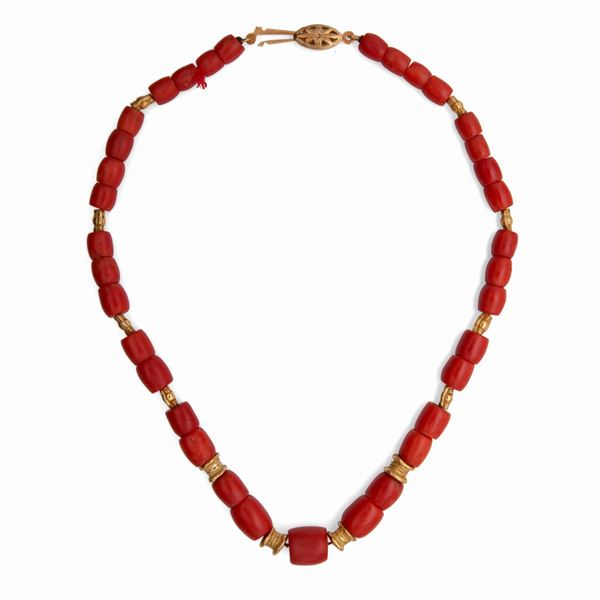 Collana antica corallo a barilotti e oro