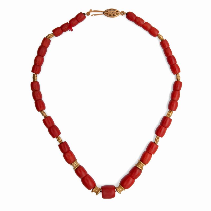 Collana Antica Corallo a Barilotti e Oro