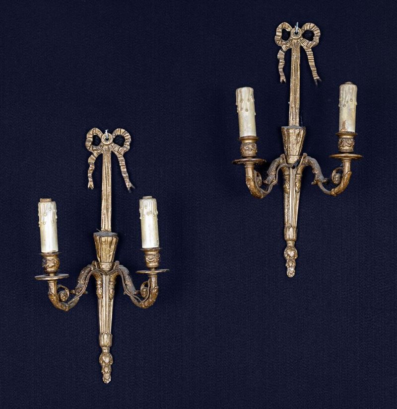 Coppia di Applique in Ottone a Due Luci