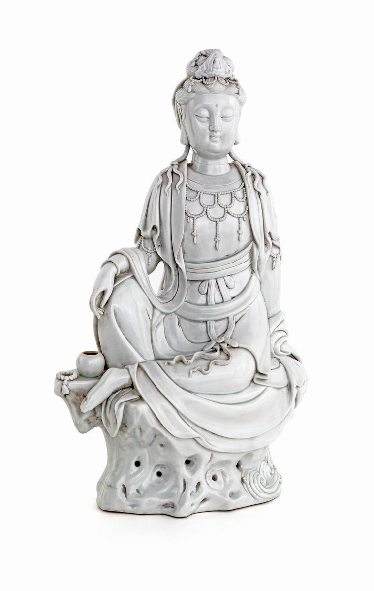 Guan-yin Bodhisattva in Porcellana Blanc De Chine