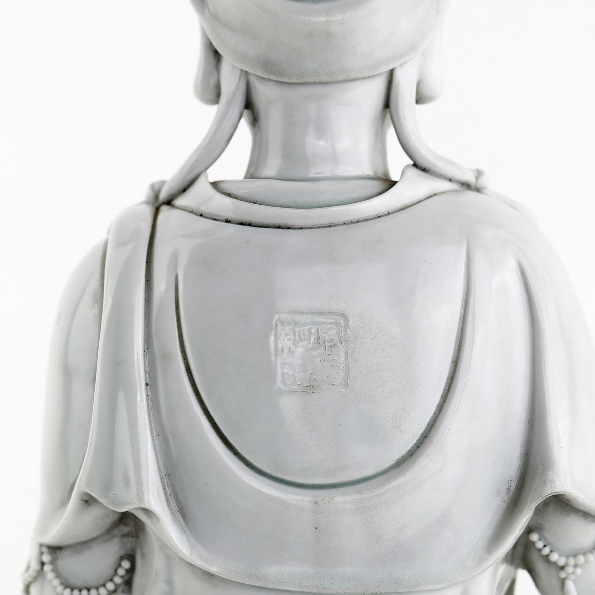 Guan-yin Bodhisattva in Porcellana Blanc De Chine