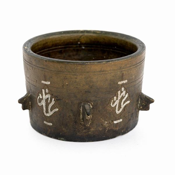 Mortaio in bronzo, arte asiatica, fine del XIX secolo