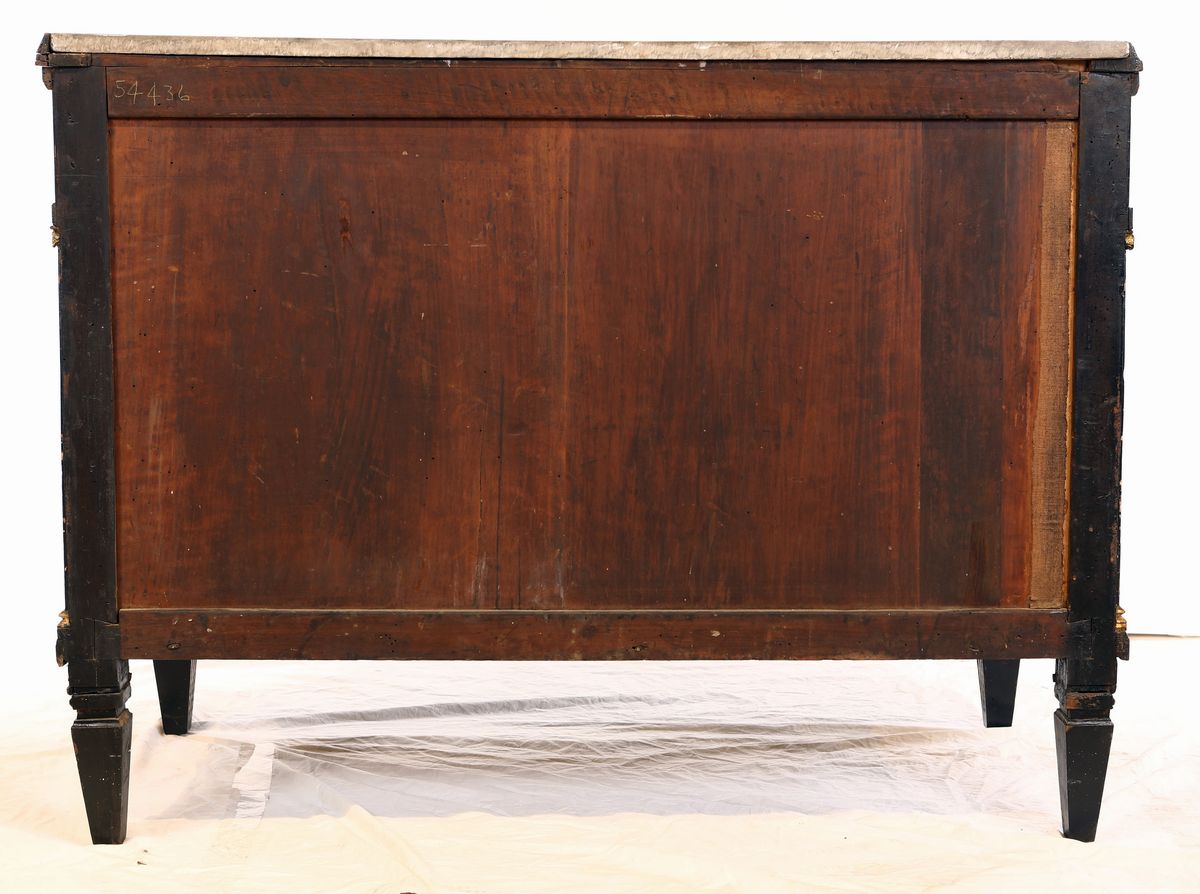Coppia di Cassettoni Neoclassici in Legno Ebanizzato, Lombardia, Fine del XVIII Secolo