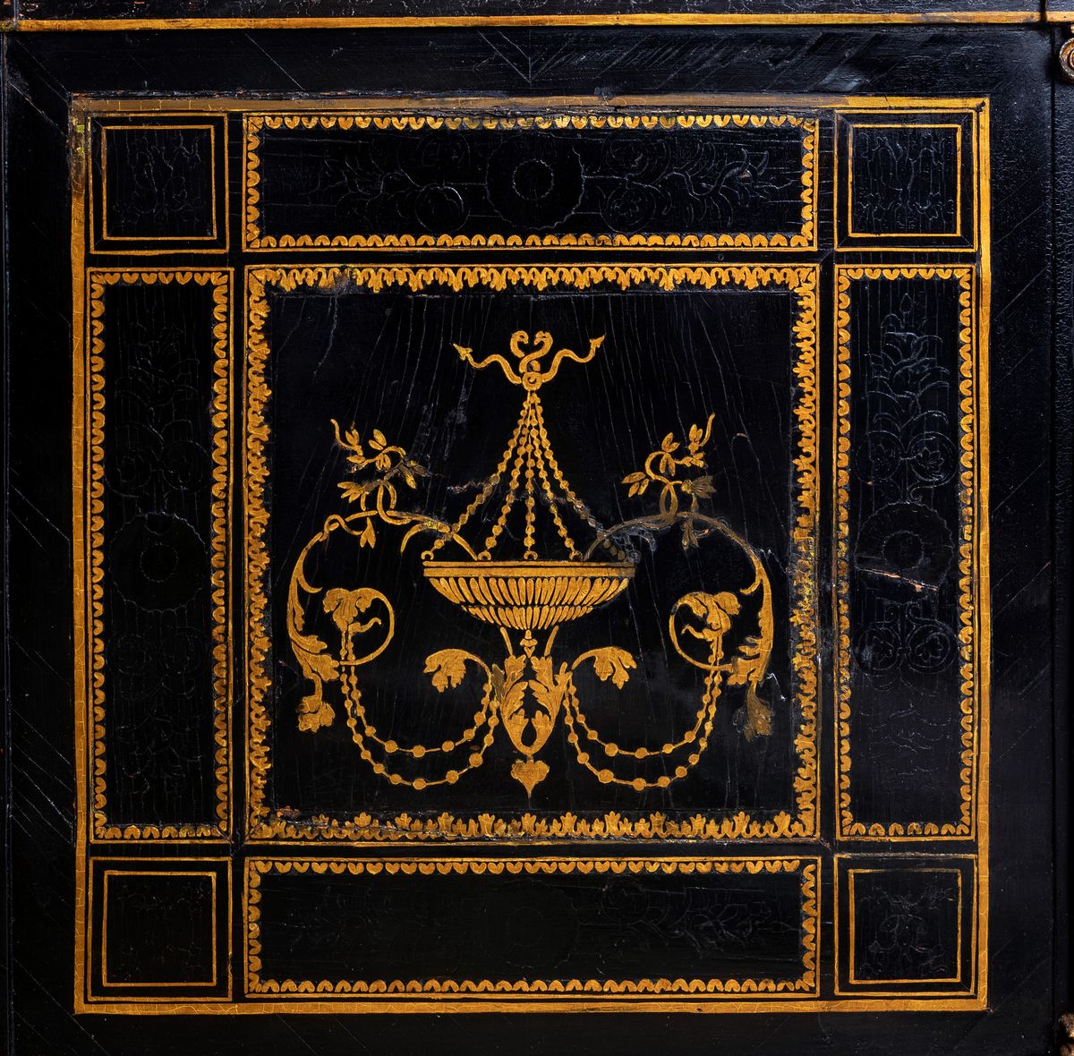 Coppia di Cassettoni Neoclassici in Legno Ebanizzato, Lombardia, Fine del XVIII Secolo