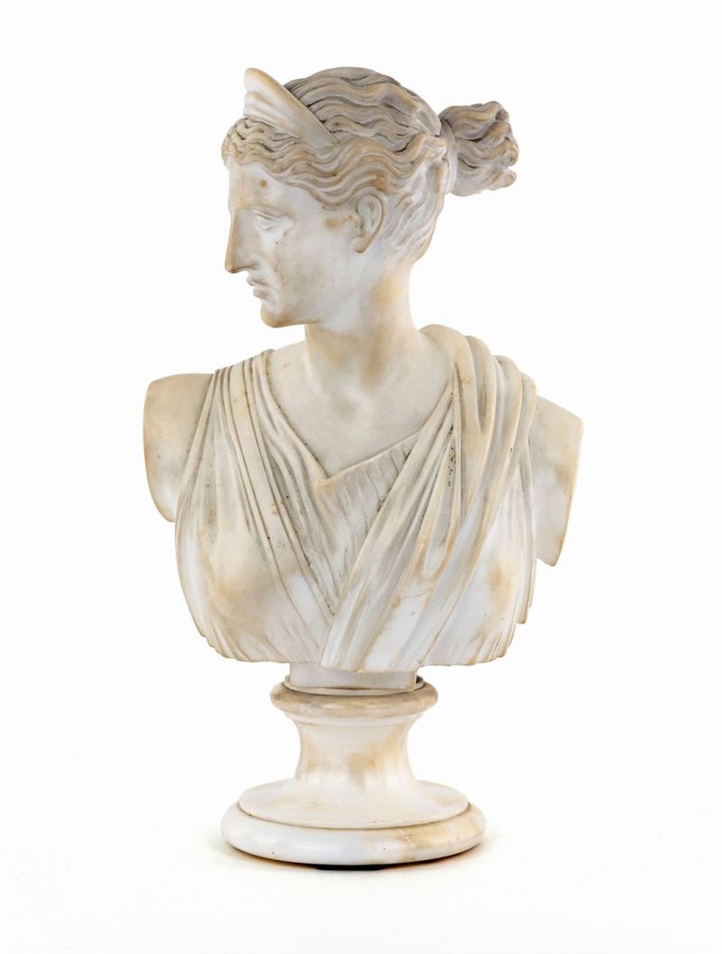Piccolo Busto di Artemide in Marmo Bianco, Prima Metà del XIX Secolo