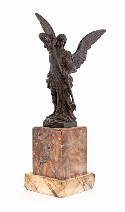 Scultura in Bronzo Brunito Raffigurante San Michele Arcangelo, XIX Secolo