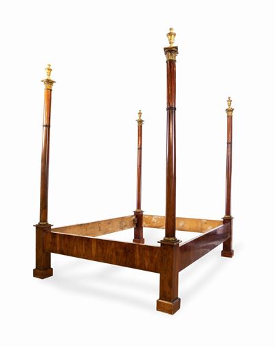 Letto Matrimoniale in Mogano con Colonne, Fine del XIX Secolo
