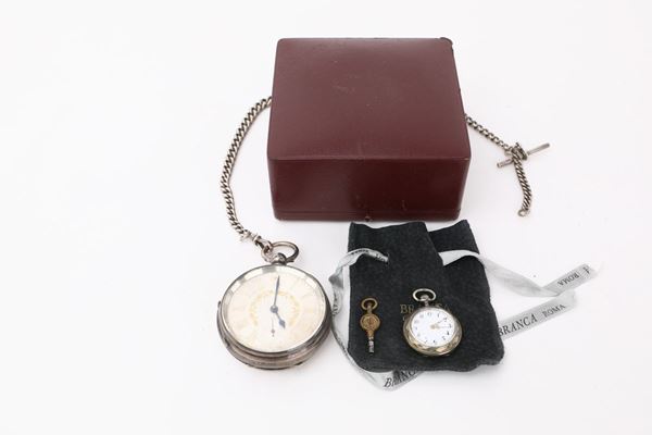 Due orologi da tasca in argento