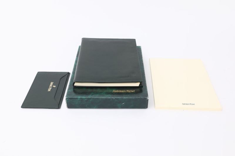Audemars Piguet - Porta Blocco Note in Pelle Verde e Porta Biglietti
