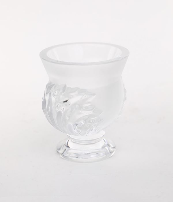 Lalique, piccolo vaso in vetro