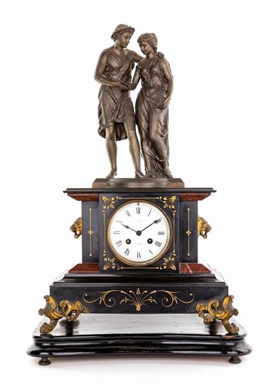 Orologio in Marmo Nero con Figure Scultoree in Bronzo sulla Sommità, Palermo, Fine del XIX Secolo