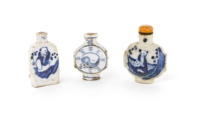 Tre Snuff Bottles in Porcellana Bianca, Cina, XX Secolo