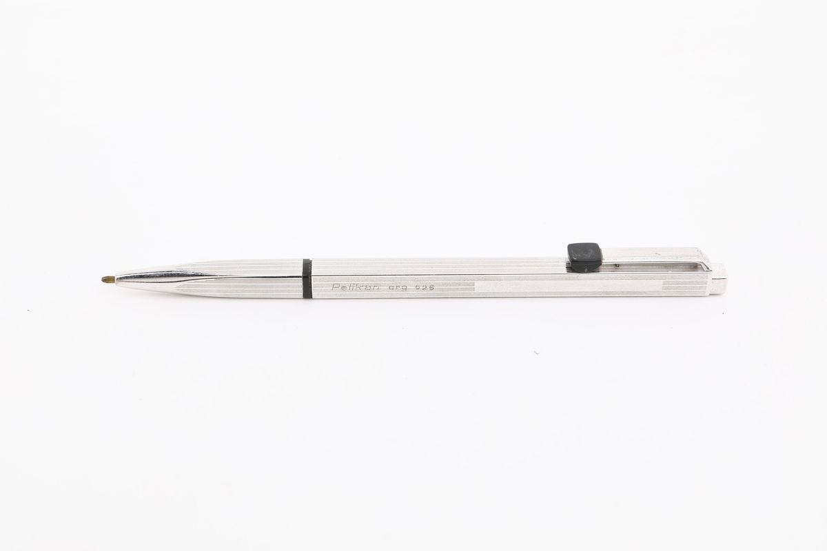 Pelikan Stratos - Penna a Sfera in Argento 925%