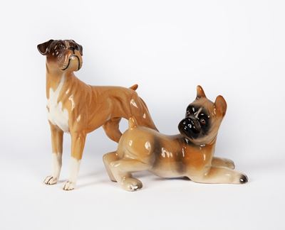 Due Figure di Cane Boxer in Ceramica