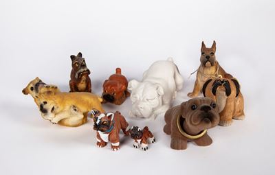 Nove Figure di Cane Boxer