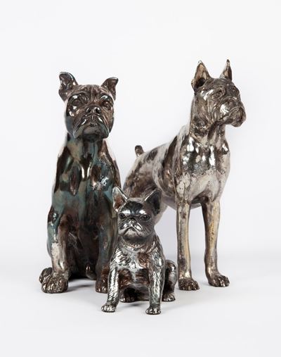 Tre Figure di Cane Boxer Argentati