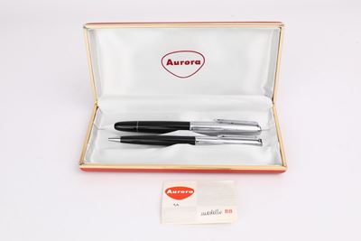 Aurora - Penna Stilografica 88 P e Penna a Sfera 98 in Vernice Nera e Metallo Cromato