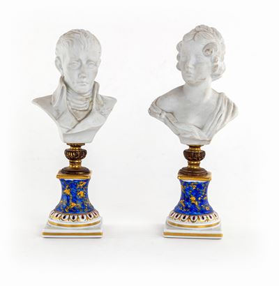 Coppia di Bustini in Biscuit, Fine XIX/XX Secolo