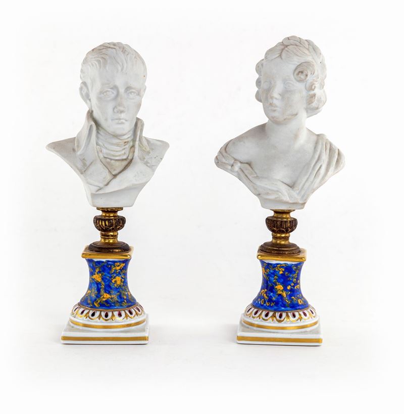 Coppia di Bustini in Biscuit, Fine XIX/XX Secolo