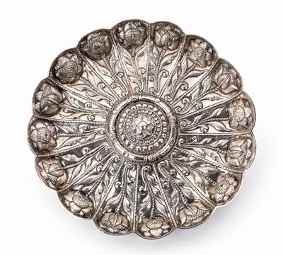 Centrotavola in Argento Sbalzato