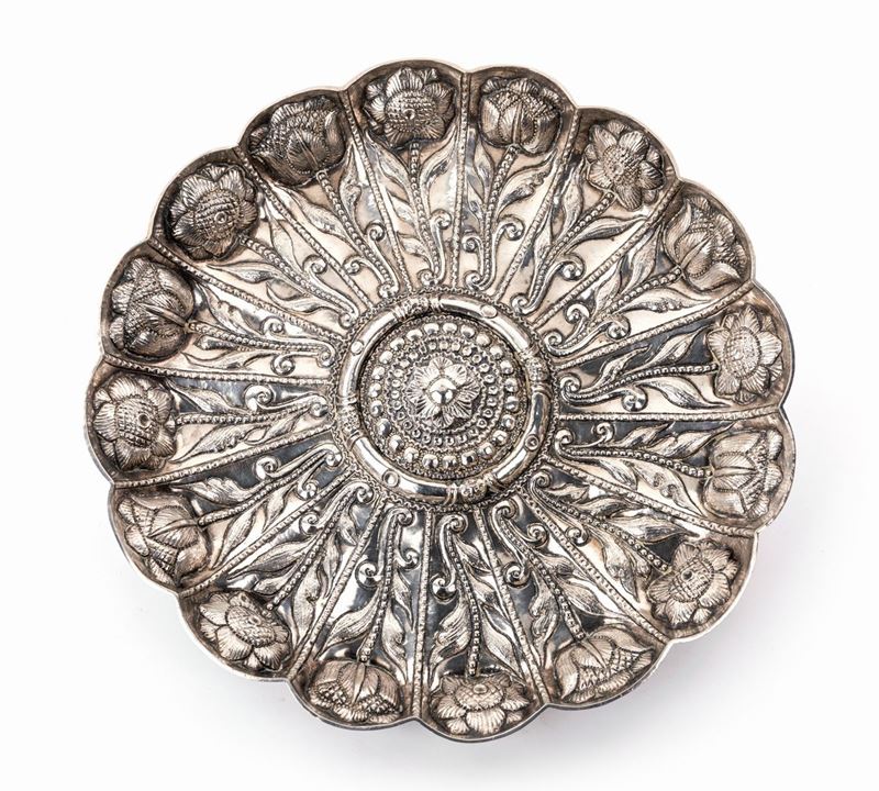 Centrotavola in Argento Sbalzato