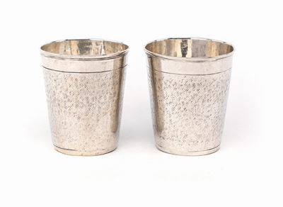 Coppia di Bicchierini in Argento, Francoforte, Fine del XVII/inizi del XVIII Secolo, Argentiere G...