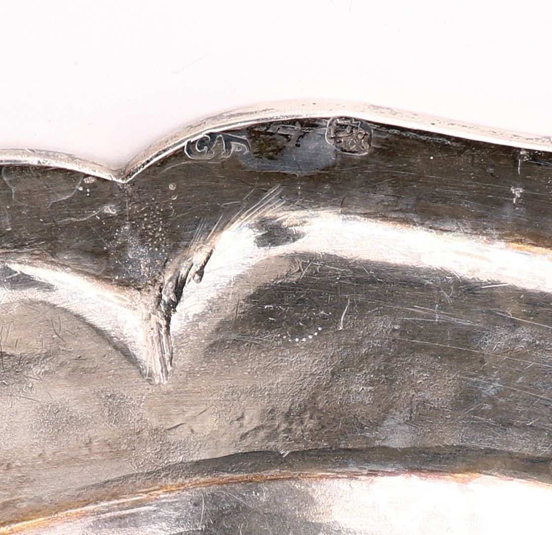 Coppia di Piatti in Argento, Roma, 1770 Ca., Argentiere Carlo Bartolotti